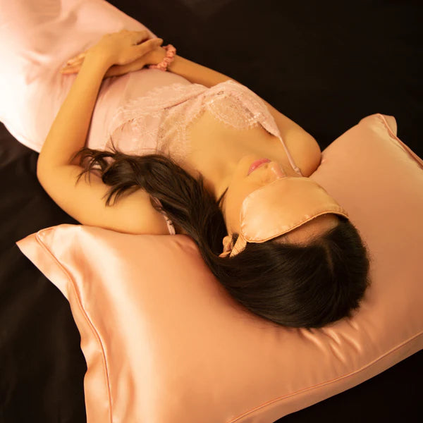 THE SCIENCE BEHIND SILK PILLOWCASES